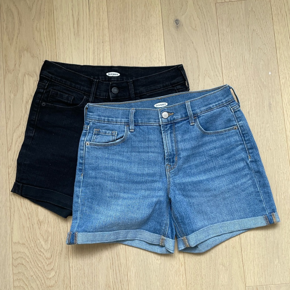 Old Navy Black and Blue Jean Shorts Classic Style